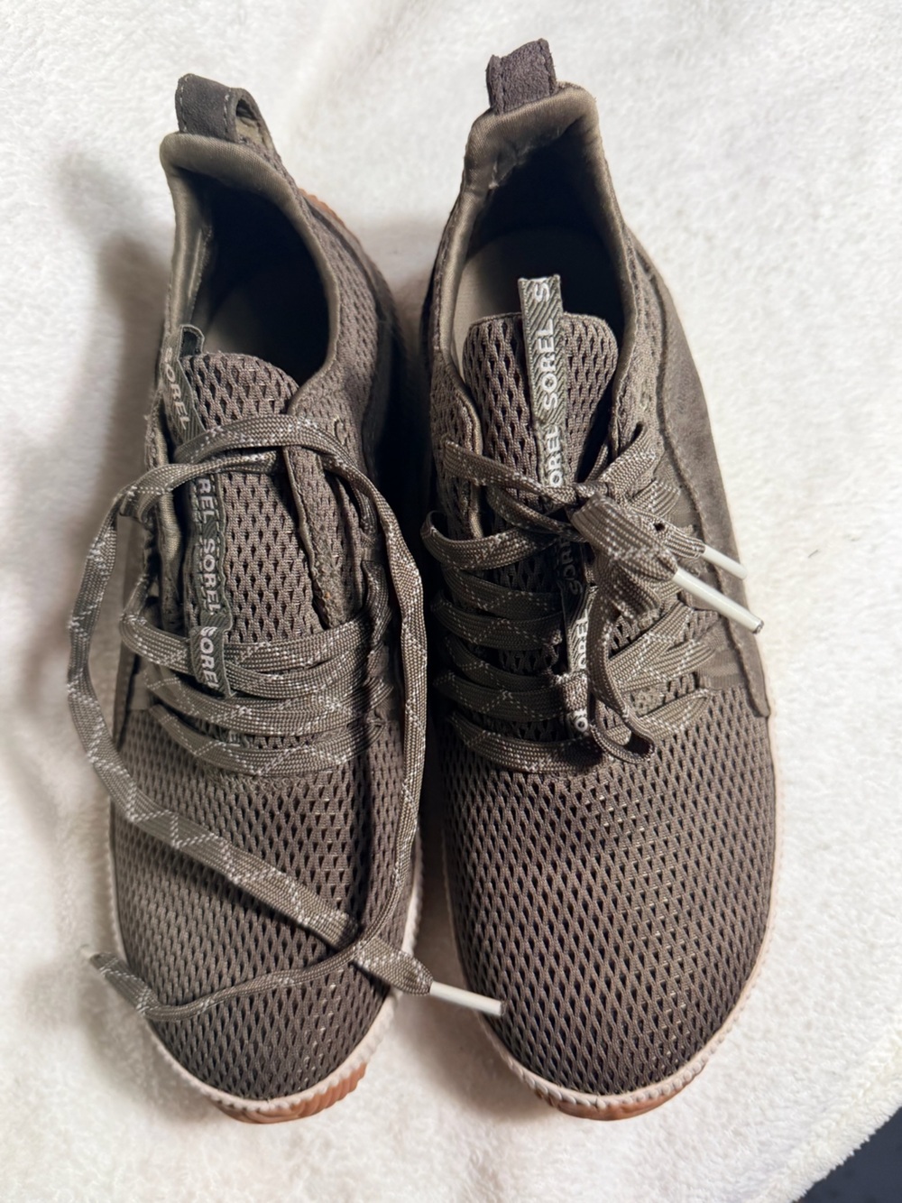 Sorel Out 'N About Plus Sage Green Waterproof Sneakers - Women's Size 8.5 - Picture 4 of 7